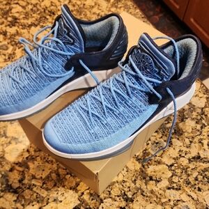 Jordan Athletic Shoes in Blue and White